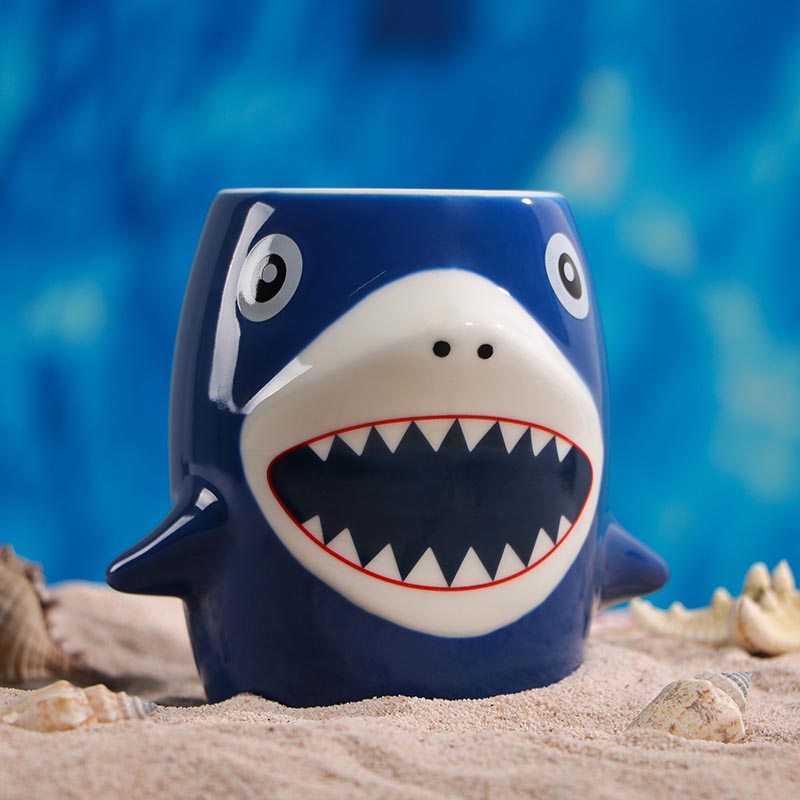 Blue 3D shark ceramic mug 450ml teeth and mouth detail - Form Feast