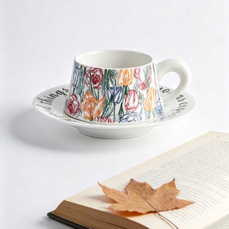 HA-2041 ceramic coffee cup and saucer set with maple leaf on book - Form Feast