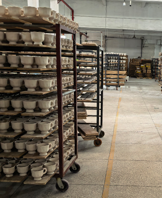 Workshop view of Haohan Ceramics Factory - Form Feast